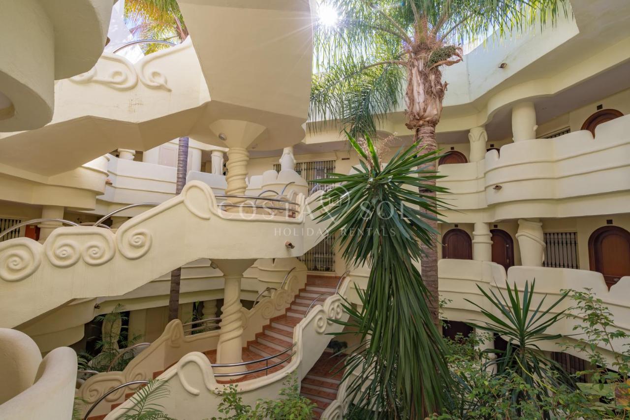 Puerto Marina-Benalmadena Luxury Apartment Dentro De La Isla Benalmádena Exterior foto